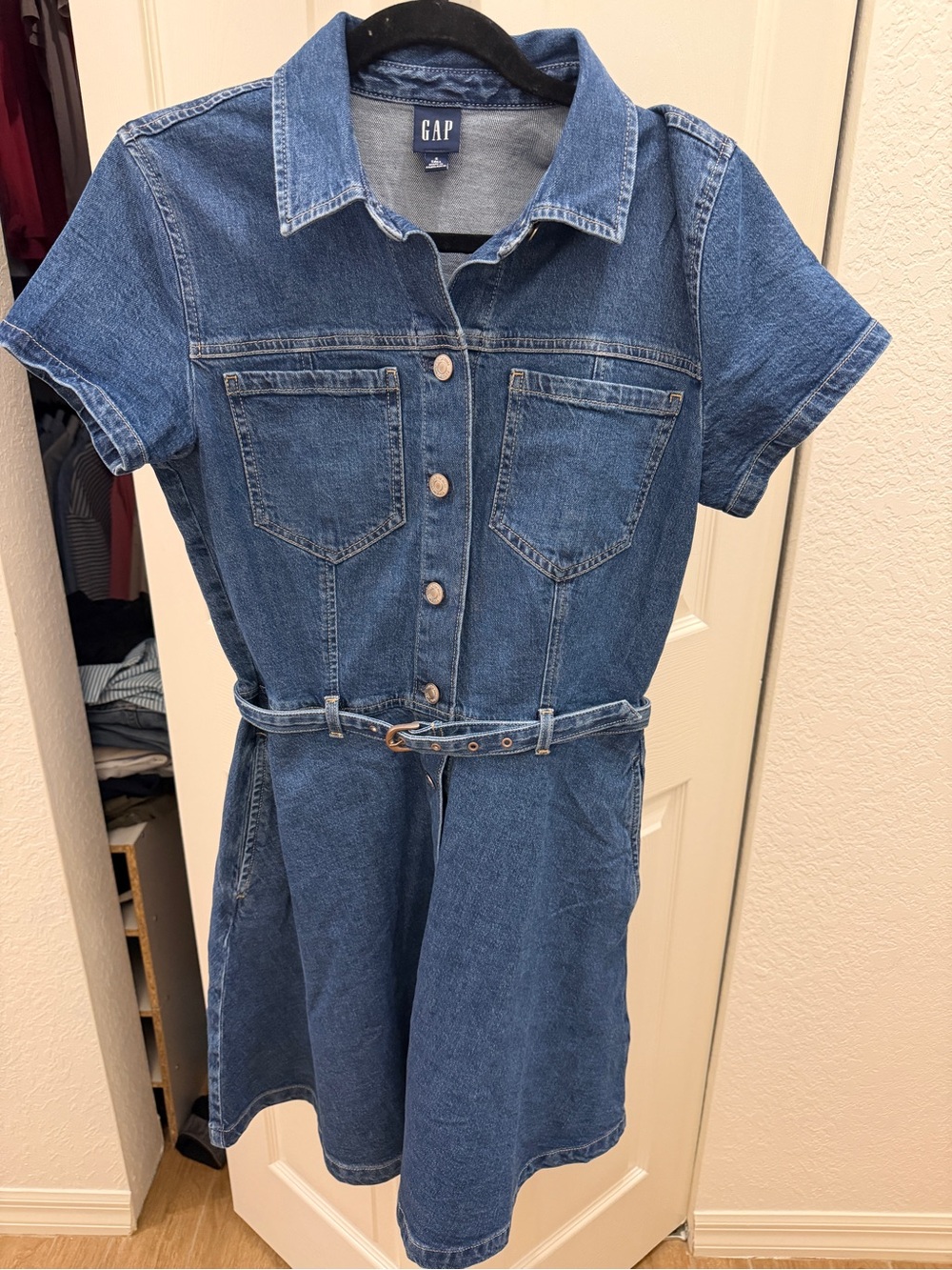 GAP Girls Denim Button-Front Short Sleeve Dress in Blue